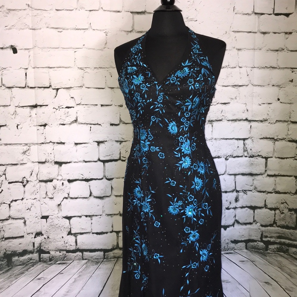 🔥Xcite-Halter Top Prom Dress